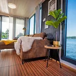 Floatinghouse Miami Woma D13 * Furstenberg-Havel