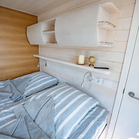 Botel Floatinghouse Miami Woma D13 Fürstenberg-Havel