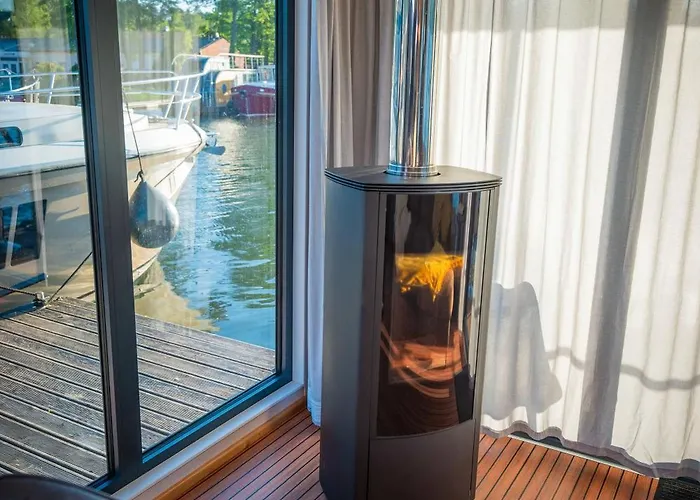 Floatinghouse Miami Woma D13 *