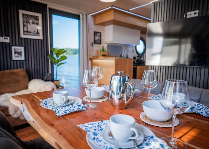 بوتيل Floatinghouse Miami Woma D13