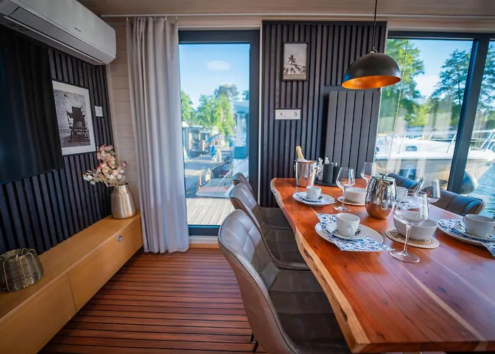 Floatinghouse Miami Woma D13 *